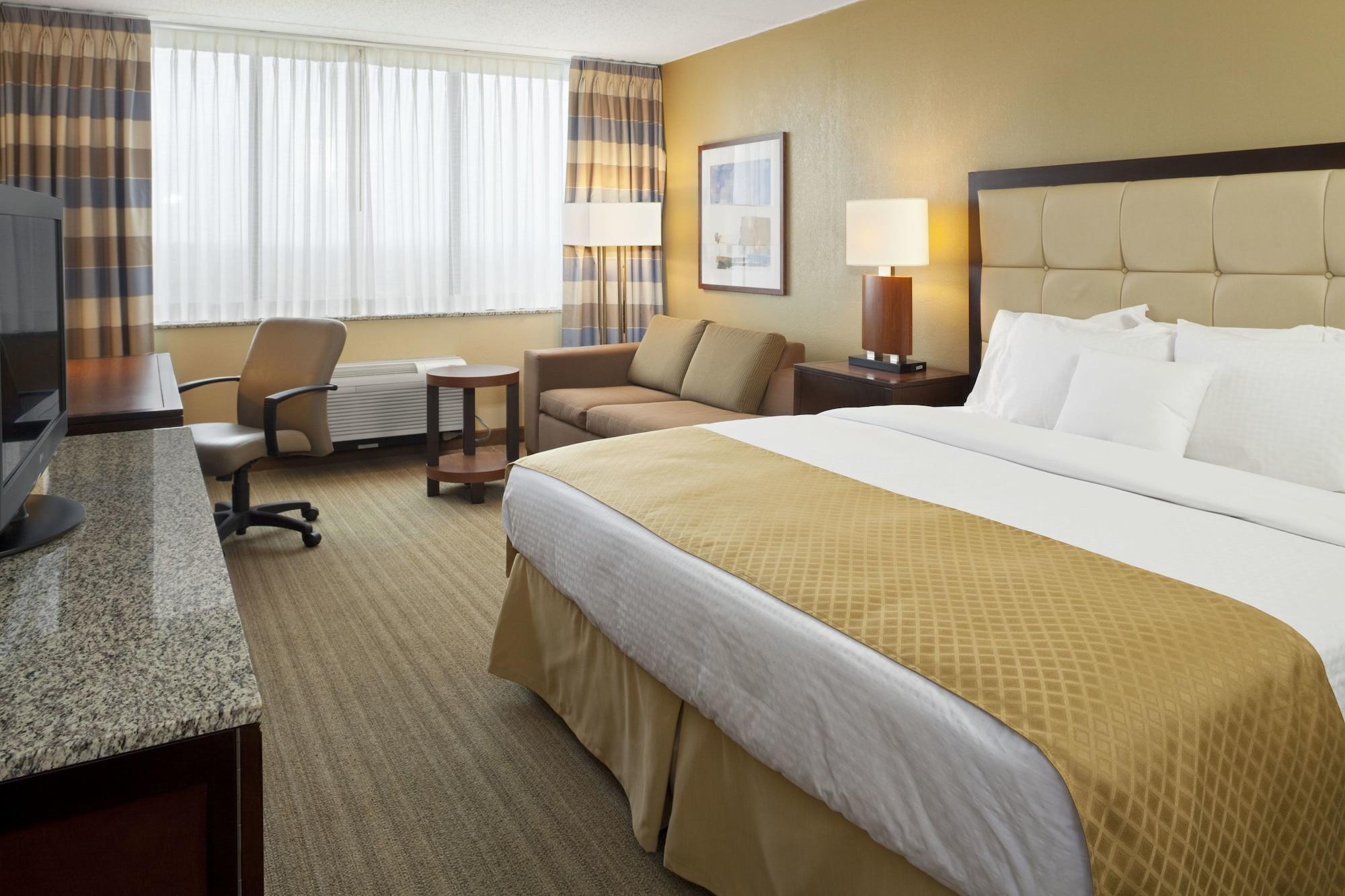 Doubletree By Hilton St. Louis At Westport Hotel Maryland Heights Exterior photo